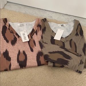 2 Belinda long sleeve v neck shirts